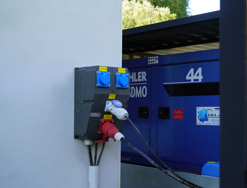 Photo d'un générateur de groupe électrogène